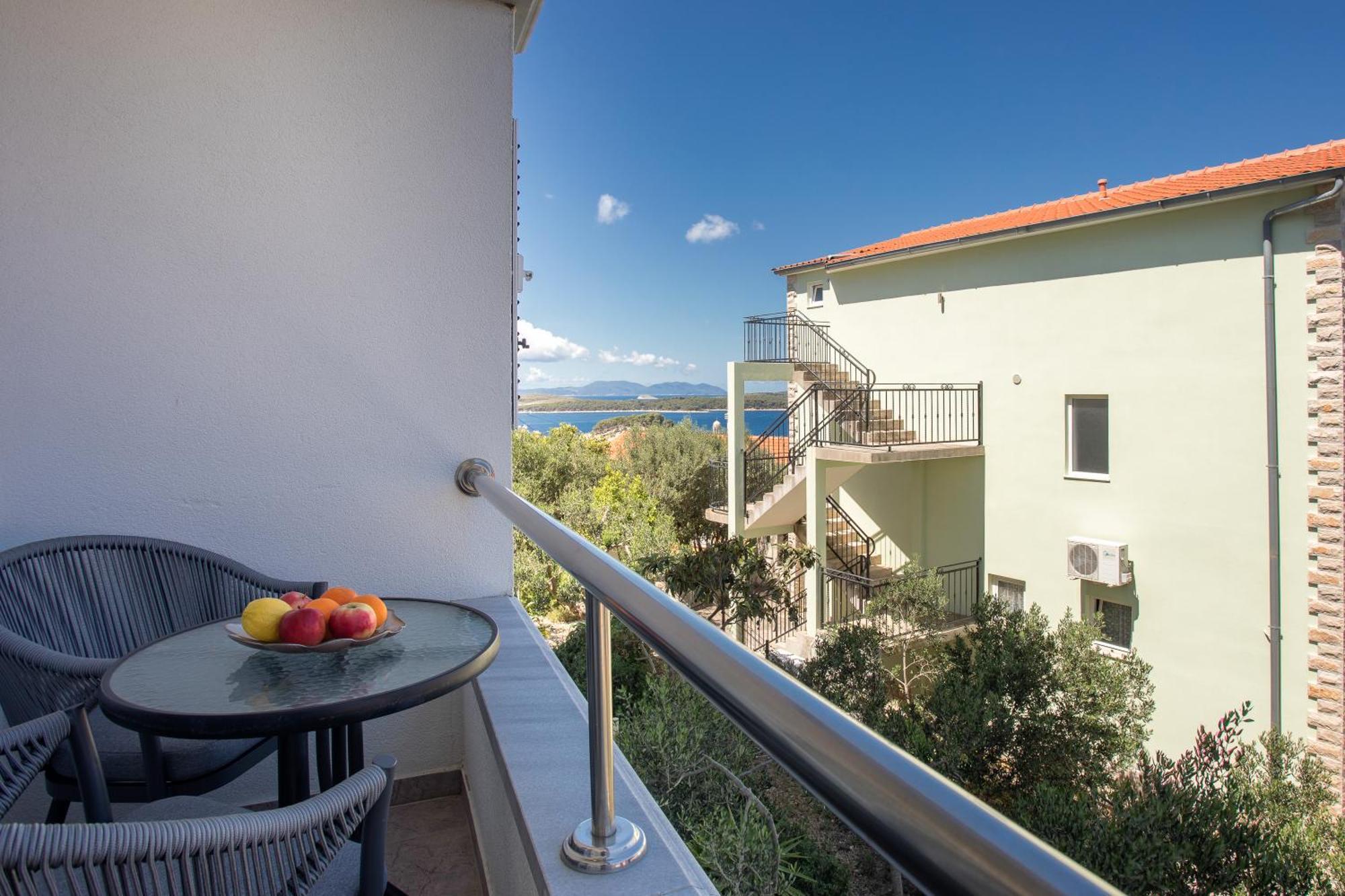 Apartmani Jakic 2 Хвар Екстер'єр фото